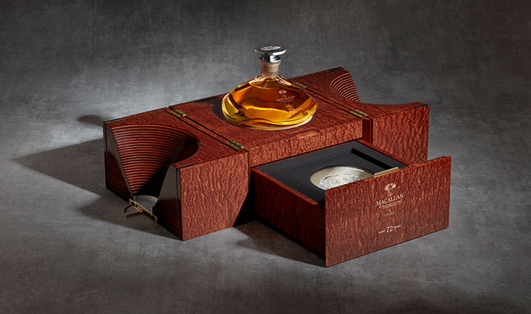 Виски Макаллан 72 года (Macallan in Lalique) в деревянной коробке