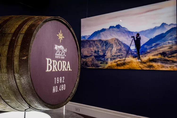 Бочка виски Брора, самая старая в мире и самая дорогая.